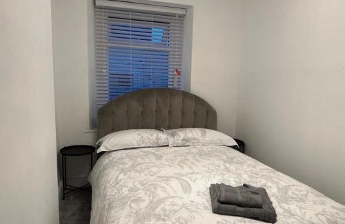 Bridgend Apartment | Bright and Spacious Home Near Bridgend Town Centre