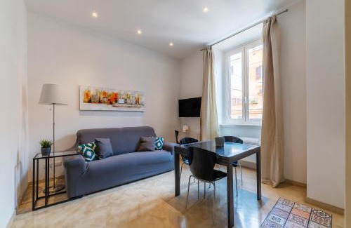 Rione XVI Ludovisi Apartment | Bright Apartment near Villa Borghese