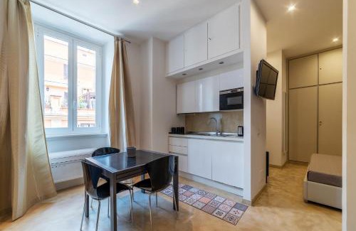 Rione XVI Ludovisi Apartment | Bright Apartment near Villa Borghese