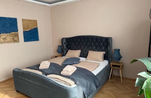 Meidling Apartment | Bright apartment with parking near Schönbrunn
