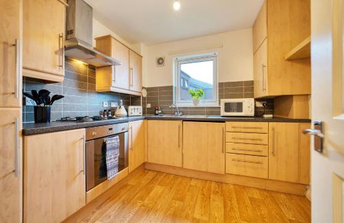 North Glasgow Apartment | Bright Central 2 Bedroom Apartment