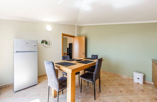 Durres Apartment | Bright & Comfy – 2BR Apartment by the Adriatic