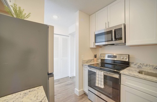 Gadsden Apartment | Bright Gadsden Apartment ~ 10 Mi to Dive Land Park