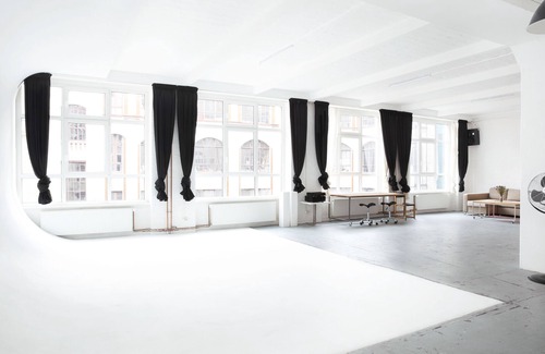 Neukoelln Apartment | Bright Industrial Loft in Kreuzkölln