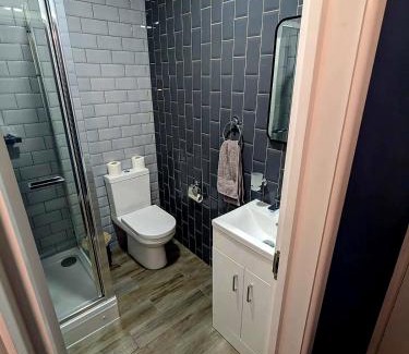 Stratford Apartment | Bright & Modern Apartment in Hackney Wick E3
