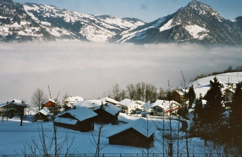 Emmetten Apartment | Bright, quiet *** apartment in the heart of the CH near Lake Lucerne with mountain views