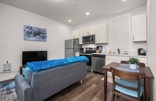 South Tacoma Apartment | Bright Space near Universities and Military Bases