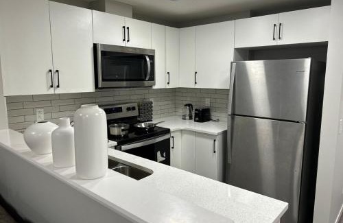 Southeast Calgary Apartment | Bright & Spacious 2BR Getaway