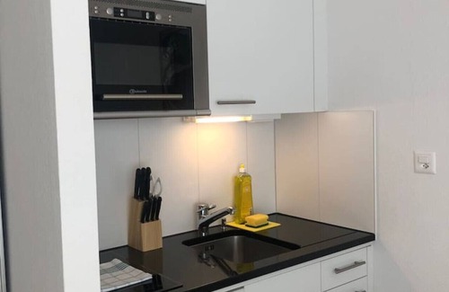 District 6 Apartment | Bright studio in the city center (Greenyard 1)