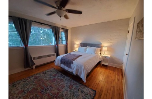 Los Alamos House | Bright & Tasteful Condo Near Lab, 2 BR, Gov Rates