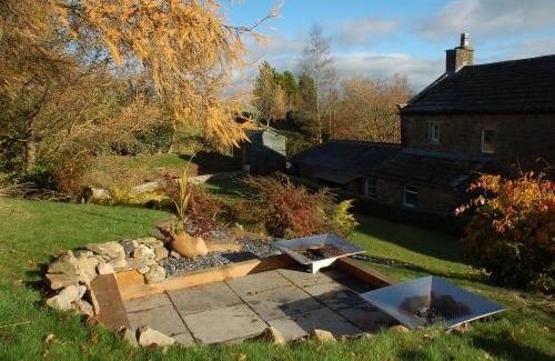 Lothersdale House | Brigstone Stable - charming peaceful cottage
