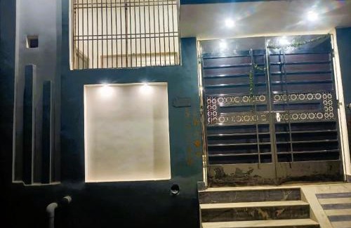 Govardhan House | Brij Home Stay