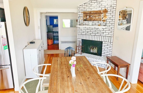 Rockport House | Brilliant Ocean Views. Two Cottages - One price.