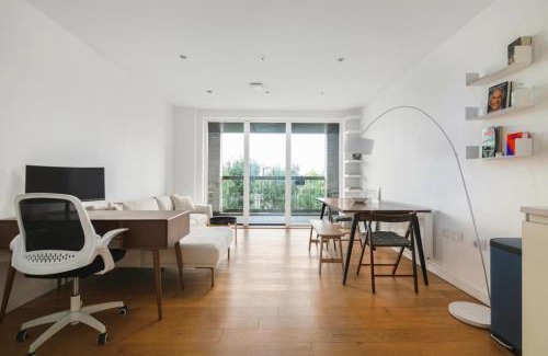 Brownswood Apartment | Brilliantly Connected 1BD Flat by Clissold Park