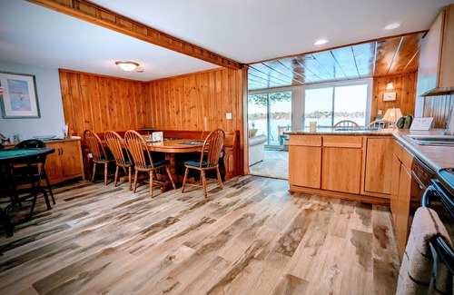 Wautoma House | Bring the entire Family to Silver Lake!