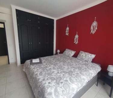 Lagos House | Brisa's Haven Guesthouse !Pet Friendly!