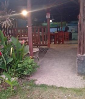 Puerto Jimenez Hotel | Brisas del Mar
