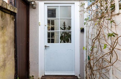 Redcliffe Apartment | Bristol Harbour, 2 bedroom townhouse with Parking
