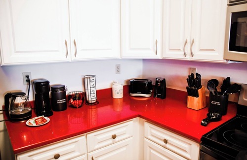 Bristol House | Bristol Speedway Condo- Centrally located Hard Rock Casino, Downtown, Speedway