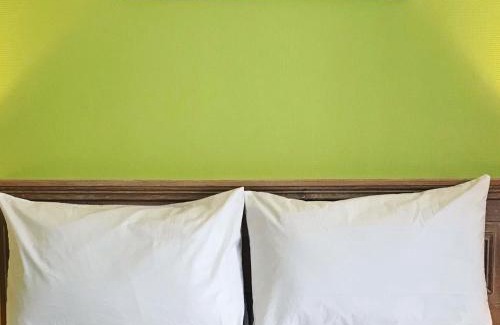 Centre Erlon Hotel | Brit Hotel Aux Sacres Reims, Centre Historique