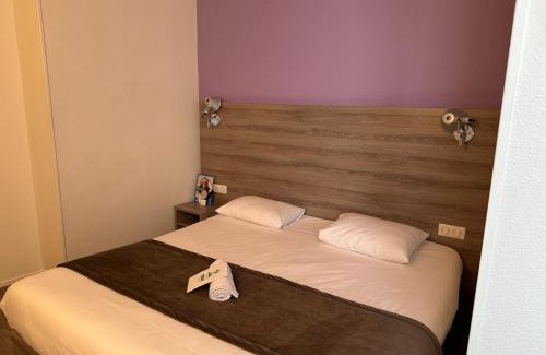 Nevers Hotel | BRIT HOTEL CONFORT NEVERS Centre Gare