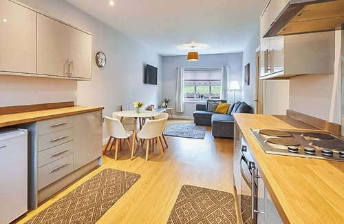Eastgate Cottage | Britton Hall Bungalow
