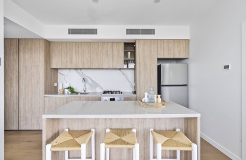 Broadbeach Apartment | Broadbeach Casino Private Apartment GCLR