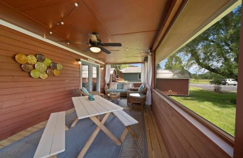 Valle Crucis House | Broadstone Cottage