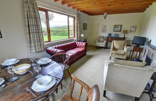 Llanfyrnach House | Brodeg - Two Bedroom House, Sleeps 4