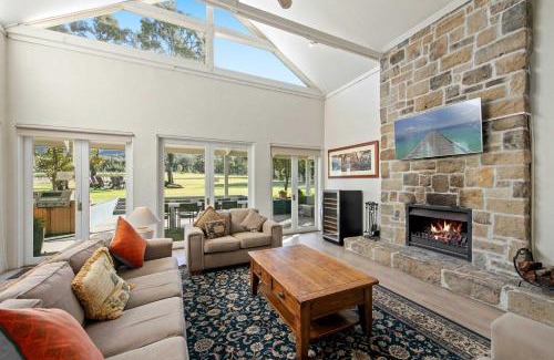 Pokolbin House | Brokenback Vineyard Homestead