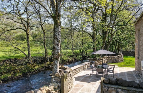 Sedbergh Cottage | Brontë Cottage - 3 Bedroom Riverside Cottage. Sedbergh 4 Miles.