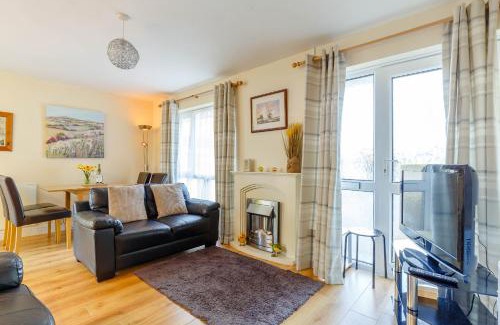 Liskeard House | Brook Cottage