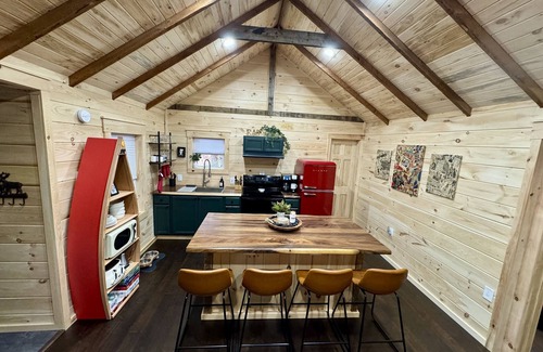 Wardsboro Ski Chalet | Brook Haven Retreat - Minutes to Mt. Snow/Stratton. Pet Friendly!