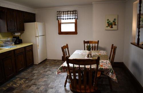 Goshen Apartment | Brook Road Condo