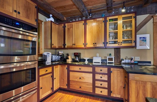 Dalton House | Brooksong, the perfect Berkshires getaway