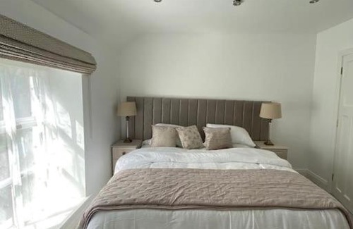 Ballymena House | Broughanore Lodge