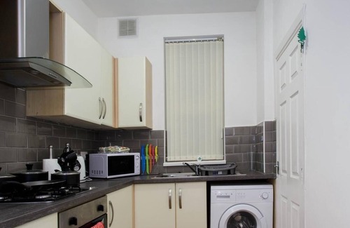 Harehills House | Brown House in Leeds