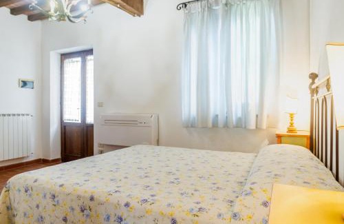 Magliano in Toscana Apartment | Bruco