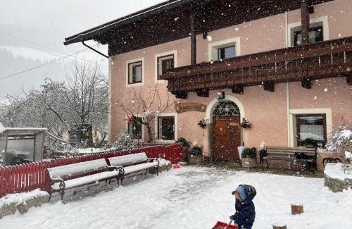 Lutago House | Bruggerhof