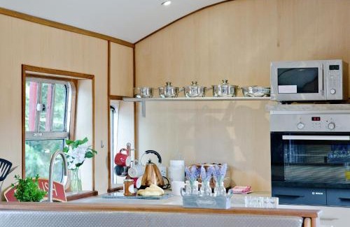 Dawlish Warren Cabin | Brunel Boutique Railway Carriage 1