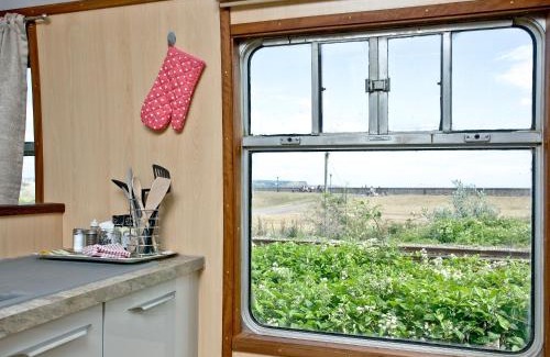 Dawlish Warren Cabin | Brunel Boutique Railway Carriage 5