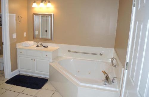 Calabash Apartment | Brunswick Plantation Studio Home 1301L