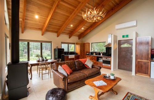 Adventure Bay House | Bruny Island Haven