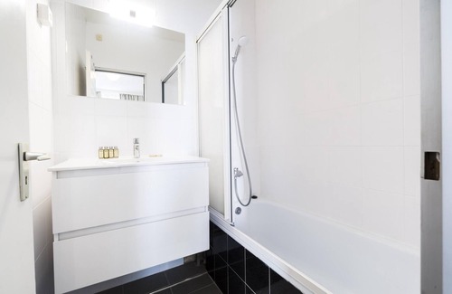 Postel Apartment | Brussels Capouillet Duplex Residence
