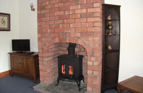Llandderfel House | Bryn Cottage
