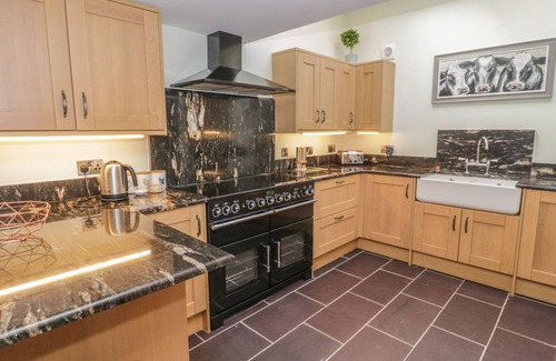 Bangor Cottage | Bryn Derwen Coach House