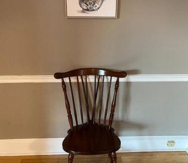 Bryn Mawr Apartment | Bryn Mawr Spacious Grnd Floor Apt Free Parking