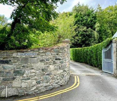 Barmouth House | Bryn Mynach Guest House