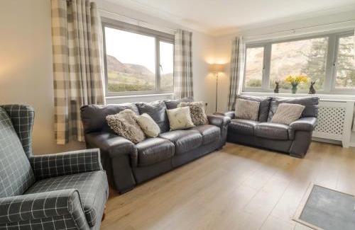 Llangynog House | Bryn Teg