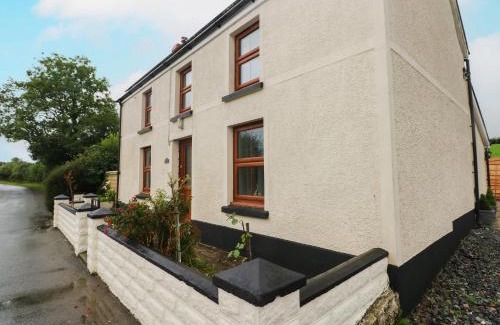 Llangynin House | Brynawel